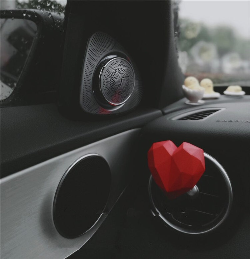 Red Hearts Ornaments Car Vents Perfume Clip Air Freshener Auto Interior Accessories Decoration