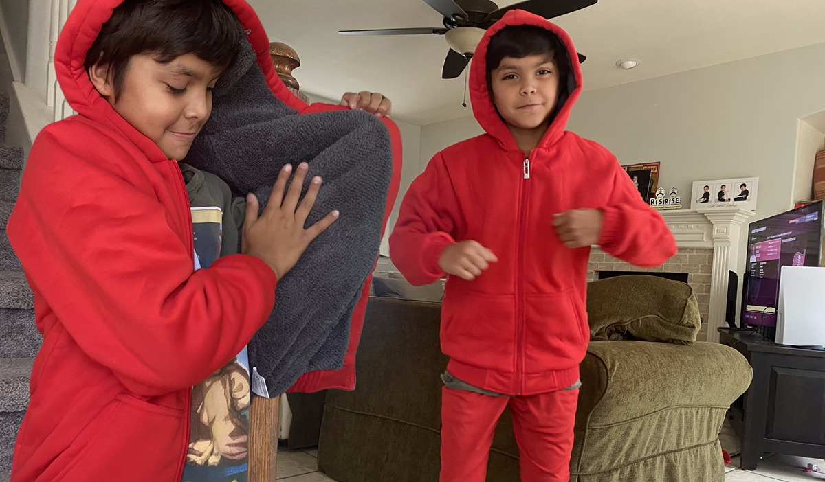 SECOOD Kids Hoodie Fleece Jacket Warm Sherpa Lined Zip Up Hooded Sweatshirt Soft Winter Coat Boys Girls School Outerwear